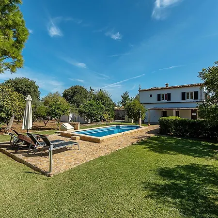 In With Shared Pool Villa *