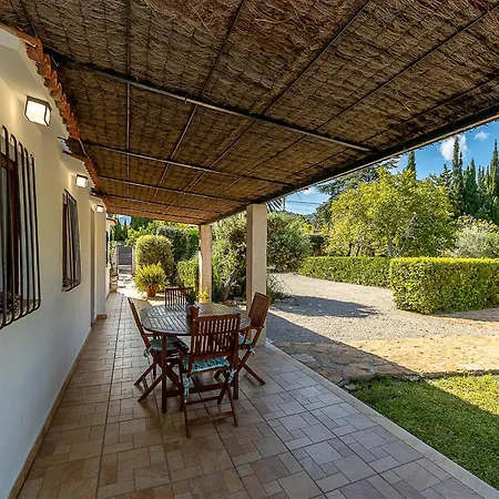 In With Shared Pool Villa *